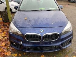 Blau Gebraucht 2015 BMW 216 Active Tourer Performance Van / Kleinbus | 3.200 € (Fairer Preis)