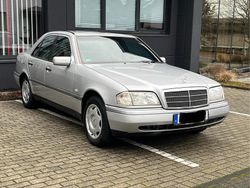 Silber Gebraucht 1997 Mercedes C180 Elegance Limousine | 1.350 € (Superpreis)
