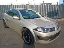 Gold Gebraucht 2004 Renault Mégane Cabriolet Privilege Cabrio | 2.290 € (Guter Preis)