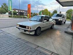 Weiß Gebraucht 1985 BMW 325 Sport Line Coupé | 14.999 €
