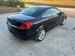 Schwarz Gebraucht 2007 Opel Astra Cabriolet Edition Cabrio | 3.200 € (Guter Preis)
