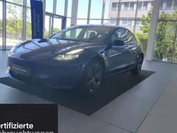 Blau Gebraucht 2021 Tesla Model 3 Limousine | 24.600 € (Fairer Preis)