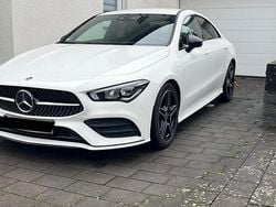 Weiß Gebraucht 2019 Mercedes CLA200 AMG line Coupé | 28.500 € (Fairer Preis)