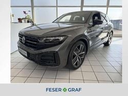 Siliziumgrau metallic Gebraucht 2024 VW Touareg Style SUV | 63.440 € (Fairer Preis)