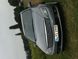 Silber metallic Gebraucht 2009 Mercedes C200 Kombi | 10.000 €