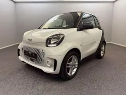 Schwarz Gebraucht 2022 Smart ForTwo Electric Drive Coupé | 9.799 € (Guter Preis)