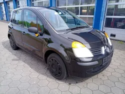 Schwarz Gebraucht 2005 Renault Modus Van / Kleinbus | 2.495 € (Teuer)