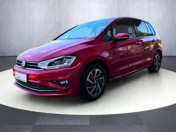 Rot Gebraucht 2018 VW Golf Sportsvan Join Van / Kleinbus | 19.950 € (Fairer Preis)