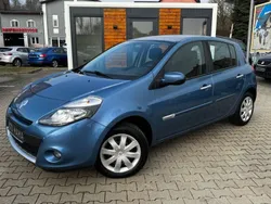 Blau Gebraucht 2013 Renault Clio IV Dynamique Limousine | 5.990 € (Fairer Preis)
