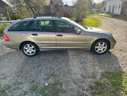 Andere farben Gebraucht 2004 Mercedes C240 Kombi | 4.950 € (Teuer)