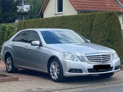 Silber Gebraucht 2009 Mercedes E220 Limousine | 7.990 € (Fairer Preis)