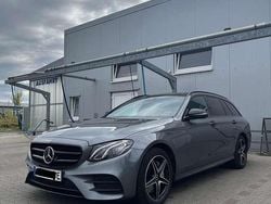 Grau Gebraucht 2020 Mercedes E300 AMG Kombi | 22.390 € (Guter Preis)