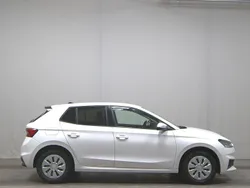 Weiss Gebraucht 2022 Skoda Fabia Active Limousine | 9.480 € (Fairer Preis)