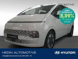 Weiß Gebraucht 2024 Hyundai Staria Trend Van | 42.390 € (Guter Preis)