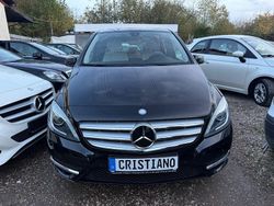 Schwarz Gebraucht 2011 Mercedes B180 Van / Kleinbus | 6.300 € (Fairer Preis)