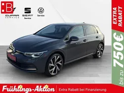 Grau Gebraucht 2020 VW Golf VIII Style Limousine | 22.250 € (Fairer Preis)