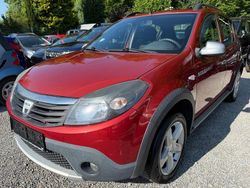 Rot Gebraucht 2010 Dacia Sandero Stepway Kleinwagen | 2.490 € (Guter Preis)