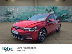 Rot Gebraucht 2021 VW Golf VIII Style Limousine | 18.680 € (Fairer Preis)
