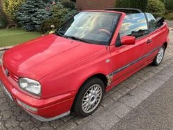 Rot Gebraucht 1995 VW Golf Cabriolet Cabrio | 2.450 €