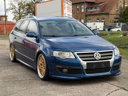 Blau Gebraucht 2010 VW Passat R-line Edition Kombi | 4.999 € (Fairer Preis)