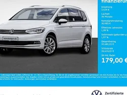 Weiß Gebraucht 2024 VW Touran Highline Van / Kleinbus | 34.407 € (Fairer Preis)