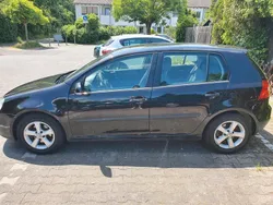 Schwarz Gebraucht 2005 VW Golf V Limousine | 1.500 € (Fairer Preis)
