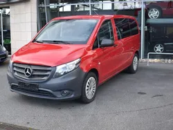 Jupiterrot Gebraucht 2021 Mercedes Vito Edition Van / Kleinbus | 42.900 € (Etwas zu teuer)
