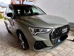 Grau Gebraucht 2019 Audi Q3 S-Line SUV | 33.000 € (Etwas zu teuer)