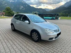 Grau Gebraucht 2006 VW Golf V Comfortline Limousine | 2.800 € (Guter Preis)