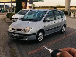 Silber Gebraucht 2000 Renault Scénic Van / Kleinbus | 950 € (Fairer Preis)