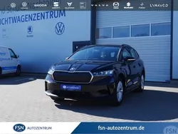 Schwarz Gebraucht 2023 Skoda Enyaq iV Loft SUV | 25.680 € (Fairer Preis)