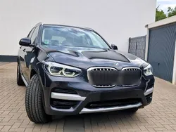 Grau Gebraucht 2021 BMW X3 SUV | 35.400 € (Fairer Preis)