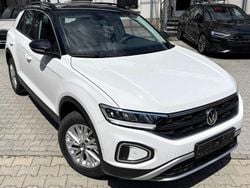 Weiß Gebraucht 2024 VW T-Roc Life SUV | 28.798 € (Fairer Preis)