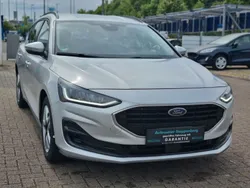 Silber Gebraucht 2022 Ford Focus Cool & Connect Limousine | 16.990 € (Guter Preis)