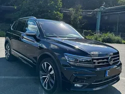Schwarz Gebraucht 2018 VW Tiguan Allspace R-line SUV | 22.800 € (Etwas zu teuer)