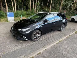 Schwarz Gebraucht 2019 Toyota Auris Limousine | 9.799 € (Teuer)