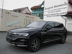 Deep black perl (metallic) Gebraucht 2019 VW Touareg SUV | 48.999 € (Superpreis)