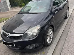 Schwarz Gebraucht 2006 Opel Astra Cabriolet Cabrio | 1.000 €