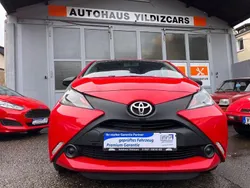 Rot Gebraucht 2016 Toyota Aygo Kleinwagen | 6.995 € (Etwas zu teuer)