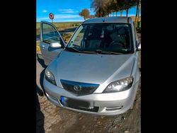 Silber Gebraucht 2007 Mazda 2 Comfort Kleinwagen | 1.950 €