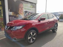 New red (m) Gebraucht 2016 Nissan Qashqai 360º SUV | 10.980 € (Guter Preis)