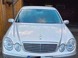 Silber Gebraucht 2005 Mercedes E200 Classic Limousine | 6.300 € (Guter Preis)