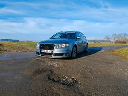 Grau Gebraucht 2006 Audi RS4 Ambiente Kombi | 5.300 €