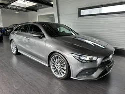 Grau Gebraucht 2019 Mercedes CLA200 Shooting Brake AMG Kombi | 23.890 € (Fairer Preis)