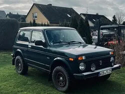 Grün Gebraucht 2014 Lada niva SUV | 5.999 € (Superpreis)