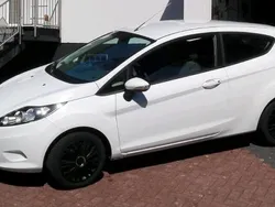 Weiß Gebraucht 2009 Ford Fiesta Ambiente Kleinwagen | 3.850 € (Teuer)