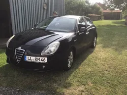 Schwarz Gebraucht 2010 Alfa Romeo Giulietta Kleinwagen | 3.200 € (Fairer Preis)