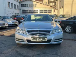 Iridiumsilber metalliclack (metallic) Gebraucht 2010 Mercedes E200 Limousine | 13.950 € (Fairer Preis)