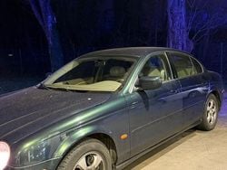 Grün Gebraucht 2000 Jaguar S-Type S Limousine | 2.500 €