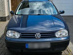 Blau Gebraucht 2001 VW Golf IV Kombi | 2.499 € (Teuer)